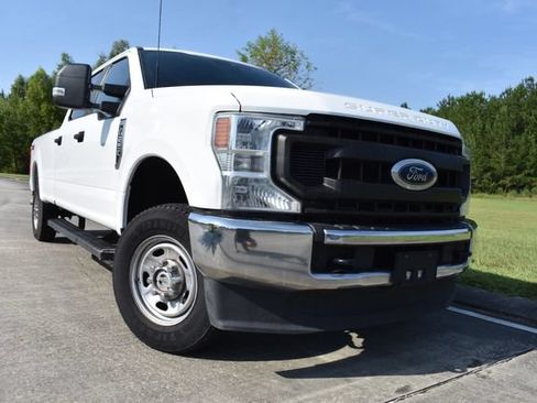 Used 2022 Ford F250 XL w/ Power Equipment Group AWD/4WD image 1