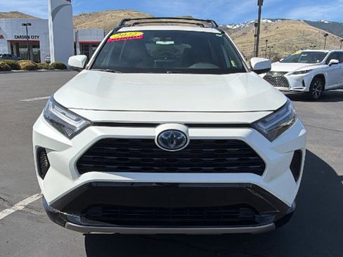 Certified 2022 Toyota RAV4 SE w/ Convenience Package image 8