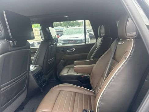 New 2026 GMC Yukon Denali Ultimate AWD/4WD image 25