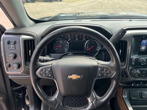 Used 2018 Chevrolet Silverado 1500 LTZ w/ Sport Package AWD/4WD image 21