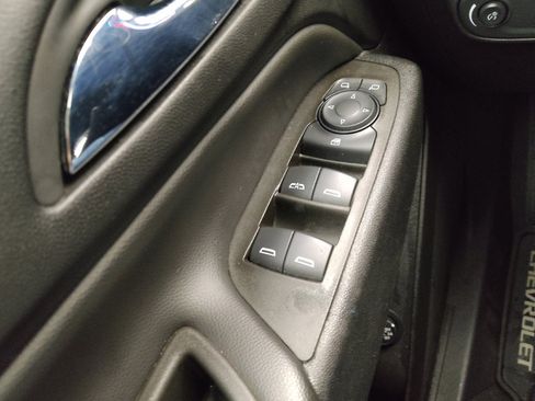 Used 2023 Chevrolet Equinox LT FWD image 27