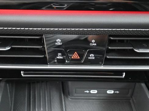 Used 2026 Volkswagen Atlas Cross Sport SEL R-Line AWD/4WD image 24