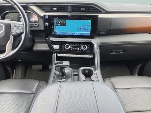 Used 2024 GMC Sierra 1500 Denali AWD/4WD image 17