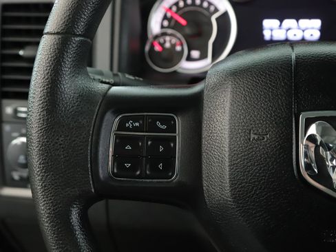 Used 2019 RAM 1500 Express w/ Express Value Package image 10