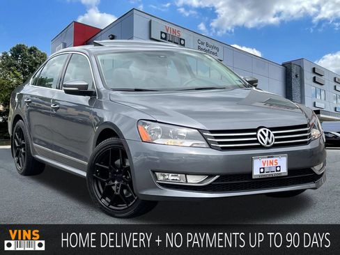 Used 2015 Volkswagen Passat 1.8T SE FWD image 1
