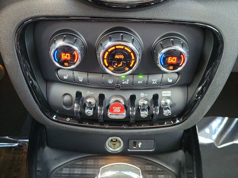 Used 2023 MINI Cooper Clubman S FWD image 29