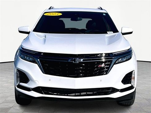 Used 2023 Chevrolet Equinox RS image 2