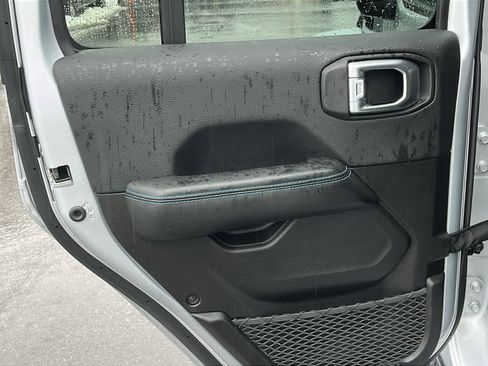 Used 2024 Jeep Wrangler High Altitude image 20