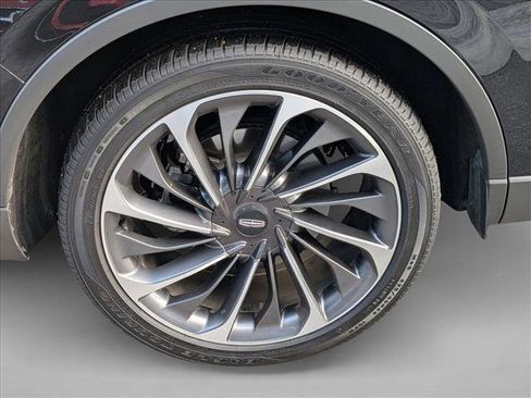 Used 2025 Lincoln Aviator Reserve w/ Luxury Package image 20