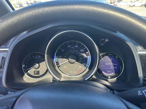 Used 2015 Honda Fit EX image 10