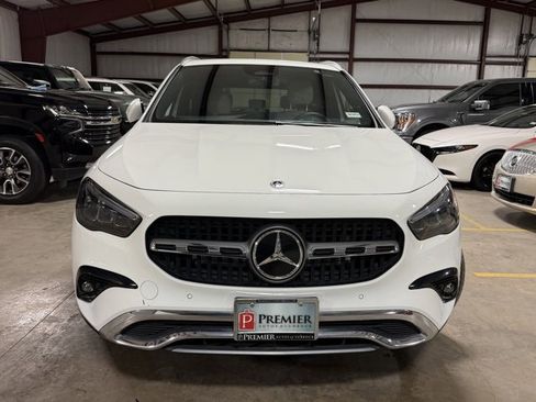 Used 2025 Mercedes-Benz GLA 250 4MATIC image 2
