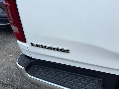 Used 2021 RAM 1500 Laramie AWD/4WD image 12