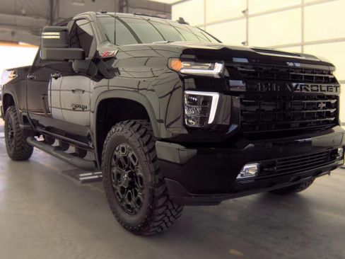Used 2022 Chevrolet Silverado 2500 LT w/ Midnight Edition AWD/4WD image 1