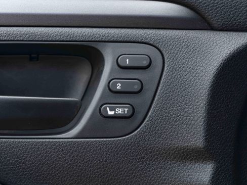 Used 2025 Honda Passport EX-L image 37