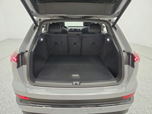 Used 2024 Audi Q4 e-tron Premium Plus w/ Premium Plus image 22