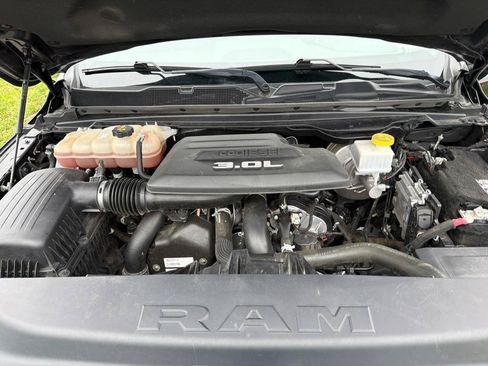 Used 2022 RAM 1500 Laramie RWD image 47