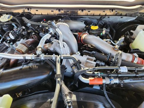 Used 2024 Ford F350 Lariat w/ Black Appearance Package image 30