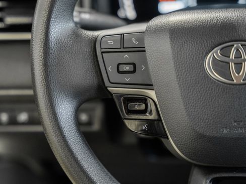 Used 2025 Toyota Camry LE image 25