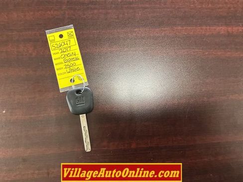 Used 2017 Chevrolet Express 2500 Extended RWD image 38