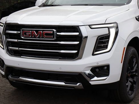 New 2026 GMC Yukon XL Elevation AWD/4WD image 4