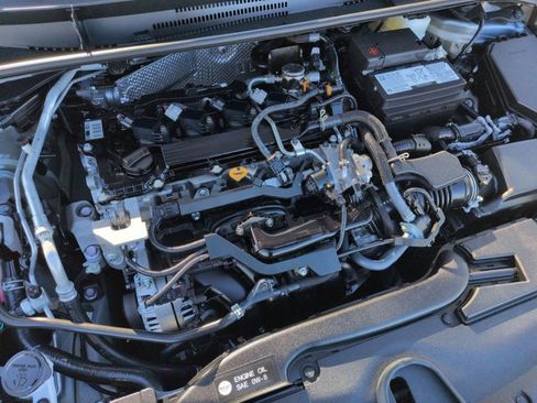 Used 2025 Toyota Corolla LE image 27