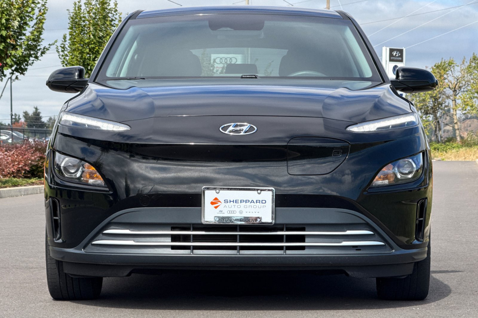Used 2023 Hyundai Kona SE w/ Cargo Package FWD image 8