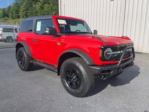 Certified 2024 Ford Bronco Wildtrak AWD/4WD image 4