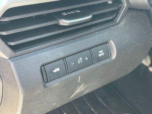 Used 2025 Nissan Altima 2.5 SV image 7