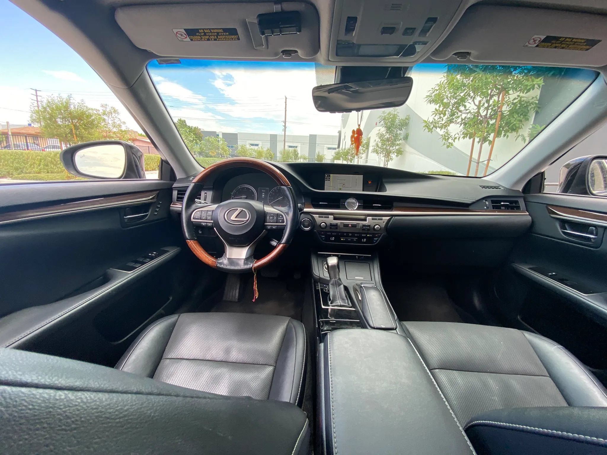 Used 2017 Lexus ES 350 w/ Navigation System Package FWD image 20