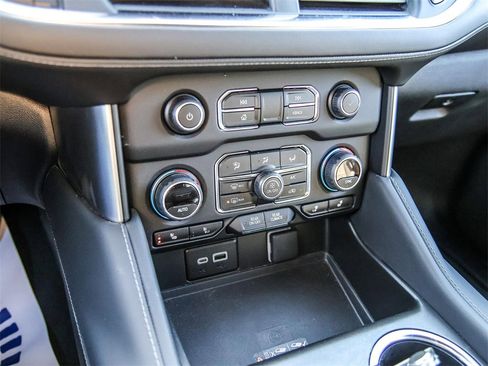 Used 2024 Chevrolet Tahoe LT w/ Luxury Package image 34