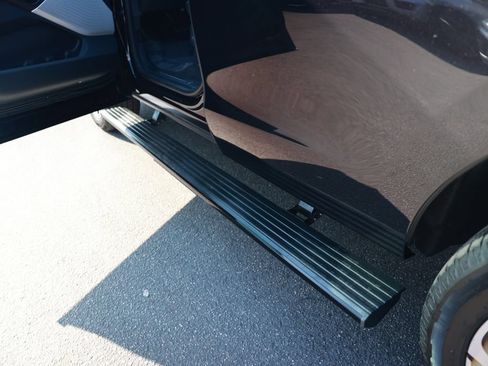 Used 2025 Lincoln Navigator Black Label AWD/4WD image 16