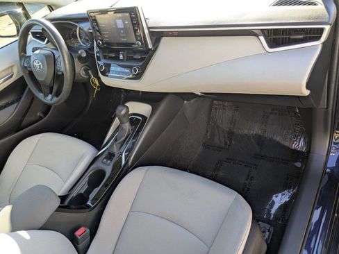 Used 2021 Toyota Corolla LE w/ Carpet Mat Package (TMS) image 17