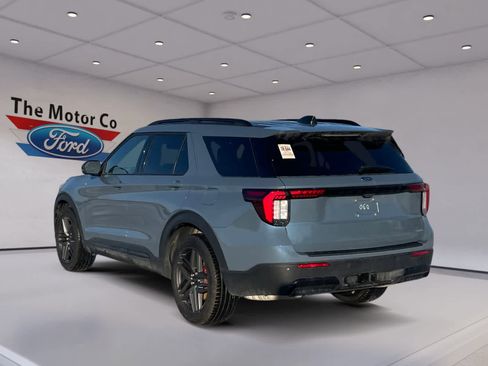 Certified 2025 Ford Explorer ST-Line w/ Premium Package image 7