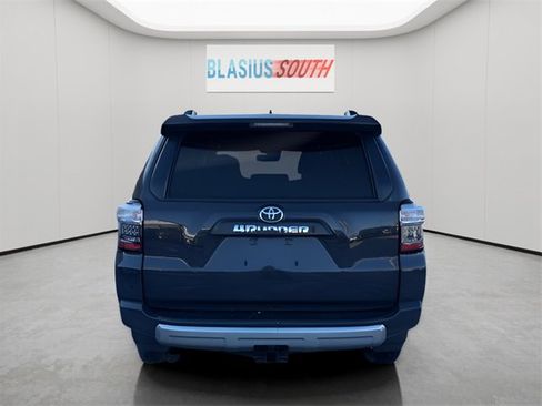 Used 2024 Toyota 4Runner TRD Off-Road image 4