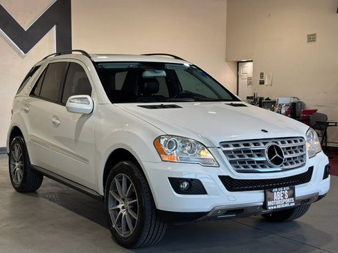 Used 2009 Mercedes-Benz ML 350 4MATIC image 2