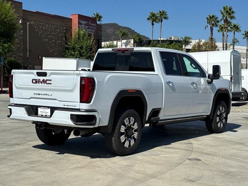 New 2026 GMC Sierra 2500 Denali w/ Denali Reserve Package image 13