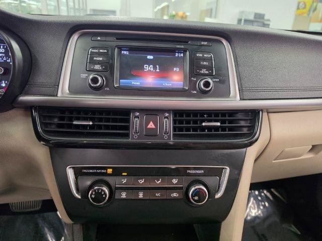 Used 2017 Kia Optima LX w/ Driver Convenience Package FWD image 17