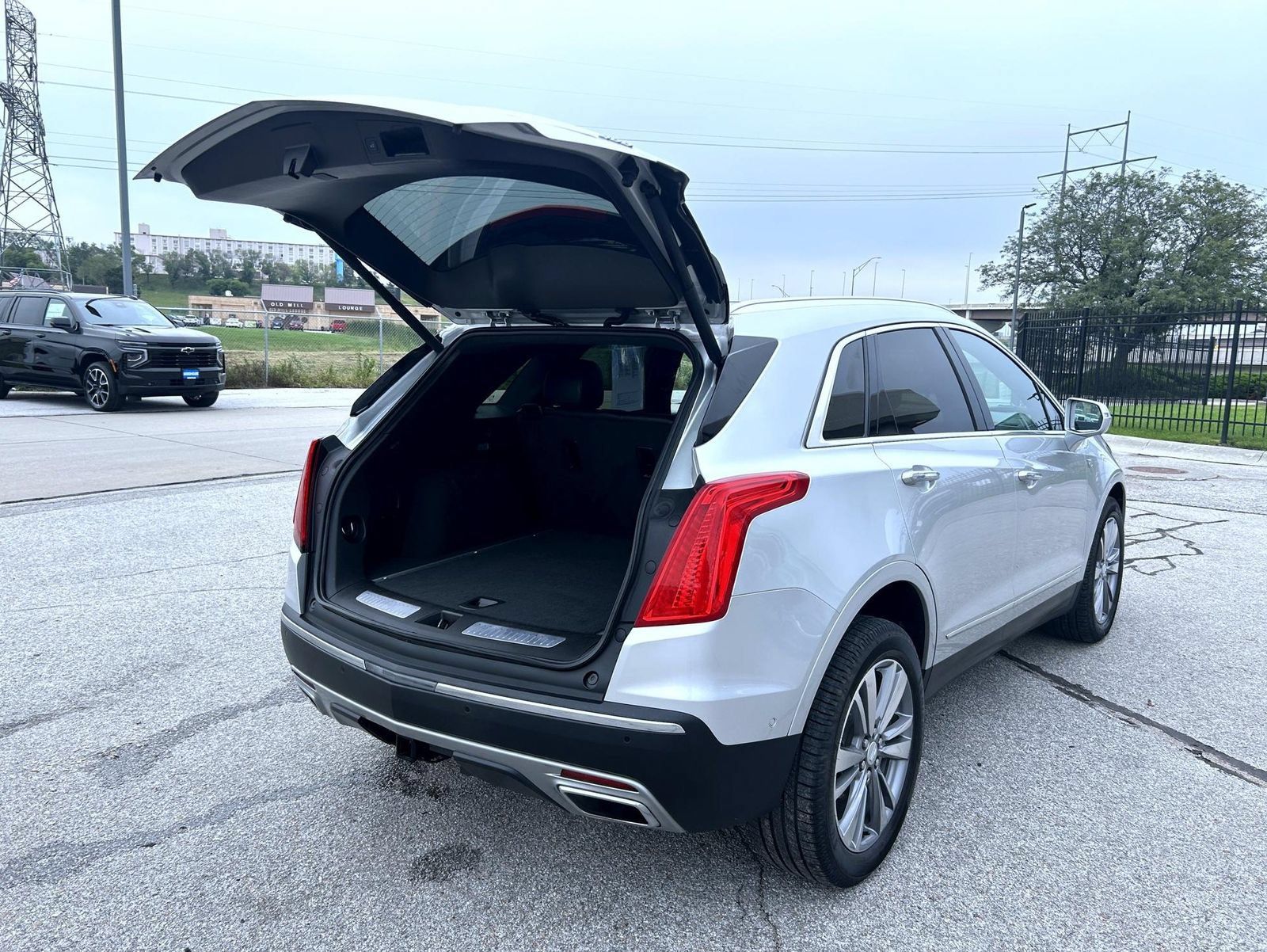 Used 2020 Cadillac XT5 Premium Luxury w/ Platinum Package AWD/4WD image 22