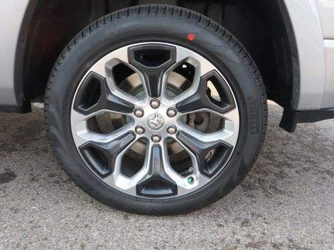 Used 2022 RAM 1500 Limited w/ Bed Utility Group image 21