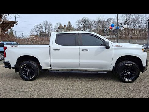 Certified 2020 Chevrolet Silverado 1500 LT Trail Boss w/ Convenience Package image 9