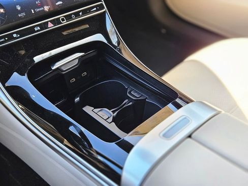 New 2026 Mercedes-Benz C 300 4MATIC Sedan image 24