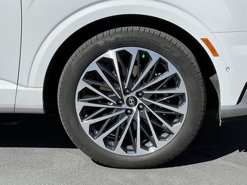 Certified 2026 Hyundai Palisade Calligraphy AWD/4WD image 13