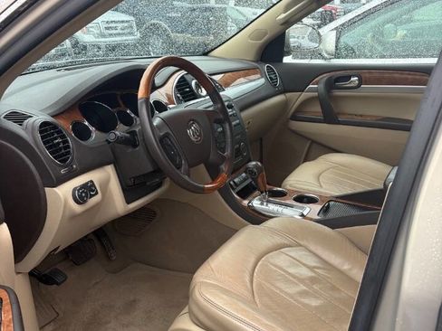 Used 2009 Buick Enclave CXL w/ Driver Confidence Package image 5