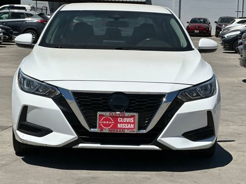 Used 2022 Nissan Sentra SV FWD image 11