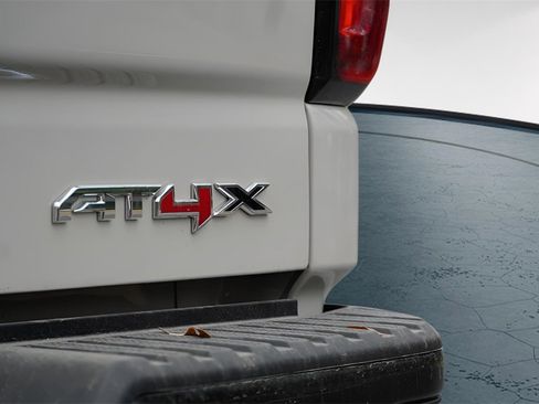 New 2026 GMC Sierra 1500 AT4X image 8