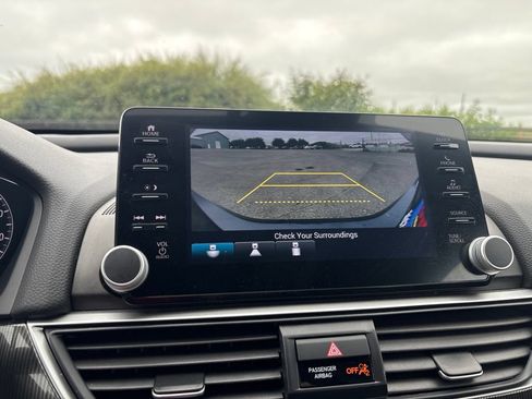 Used 2022 Honda Accord Sport image 18