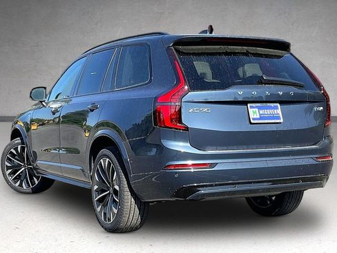 New 2026 Volvo XC90 T8 Ultra w/ Protection Package Premier AWD/4WD image 3