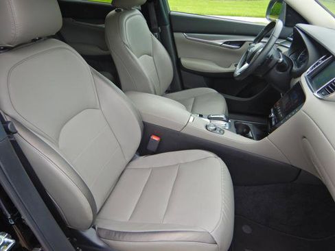 Used 2023 INFINITI QX50 Luxe AWD/4WD image 16