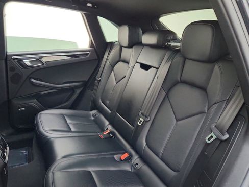 Used 2020 Porsche Macan S AWD/4WD image 27