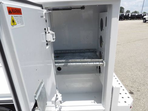 Used 2015 Ford F250 XL w/ Power Equipment Group RWD image 45